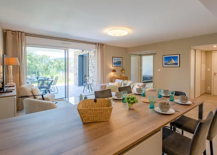Le Clos D'alice-1 By Interhome شقة